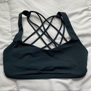 Lululemon Free To Be sports bra
